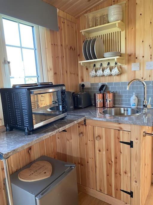 Apartment Beautiful 1 Bed Shepherd Hut In Warwickshire *